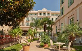 Hôtel Vacances Bleues Balmoral